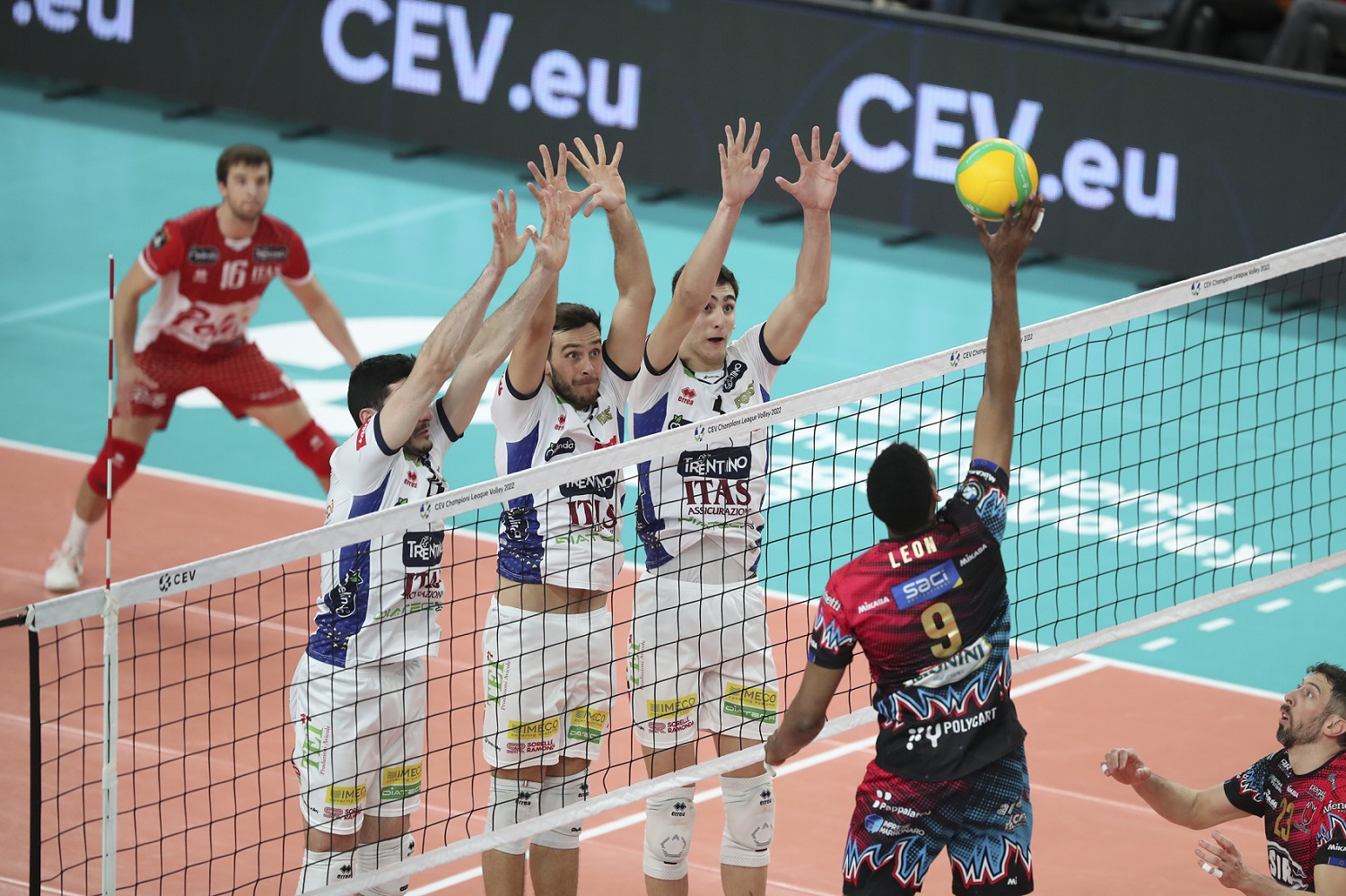 Champions League maschile: Perugia supera Trento e vola ai quarti di finale
